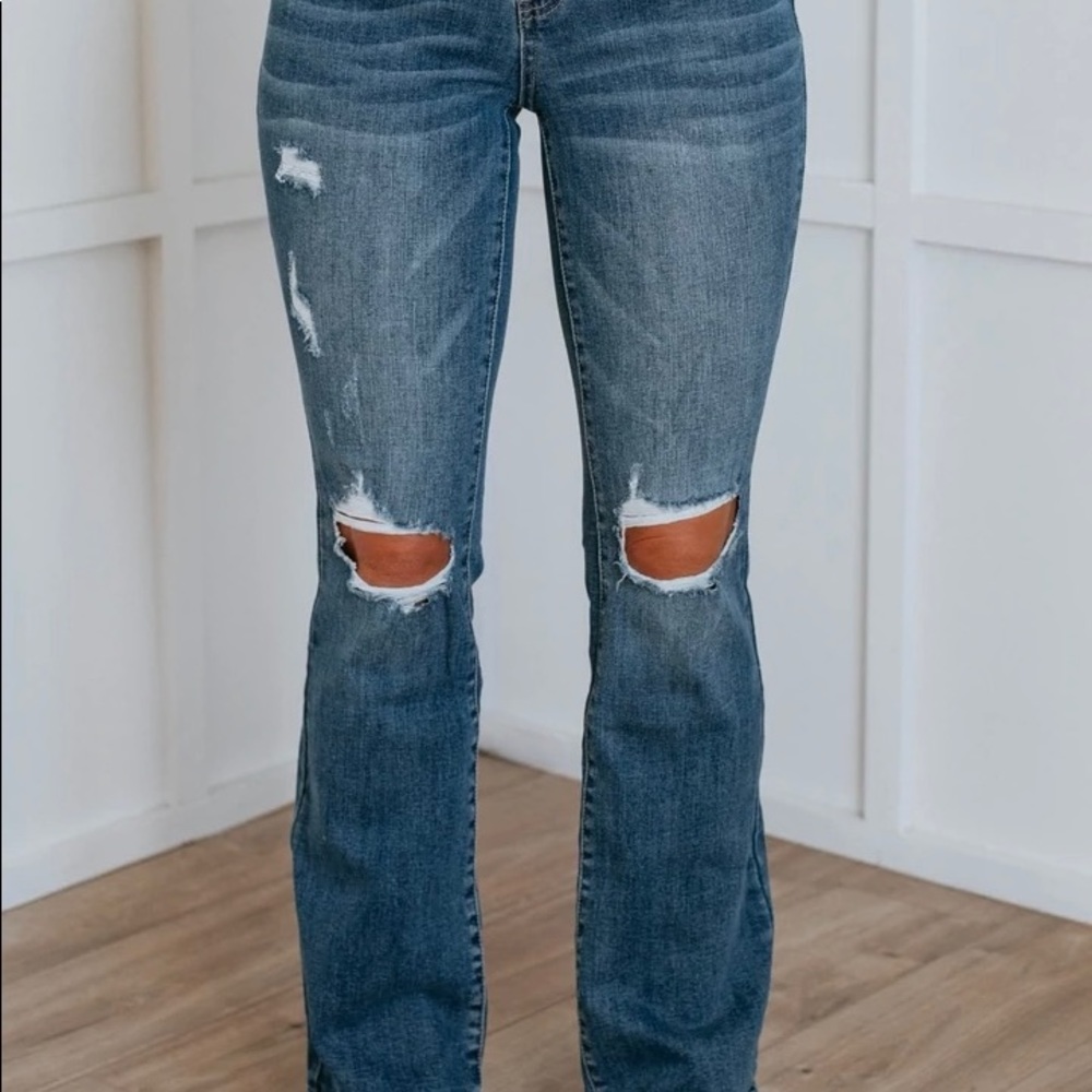 KanCan Bootcut Jeans size 27/7